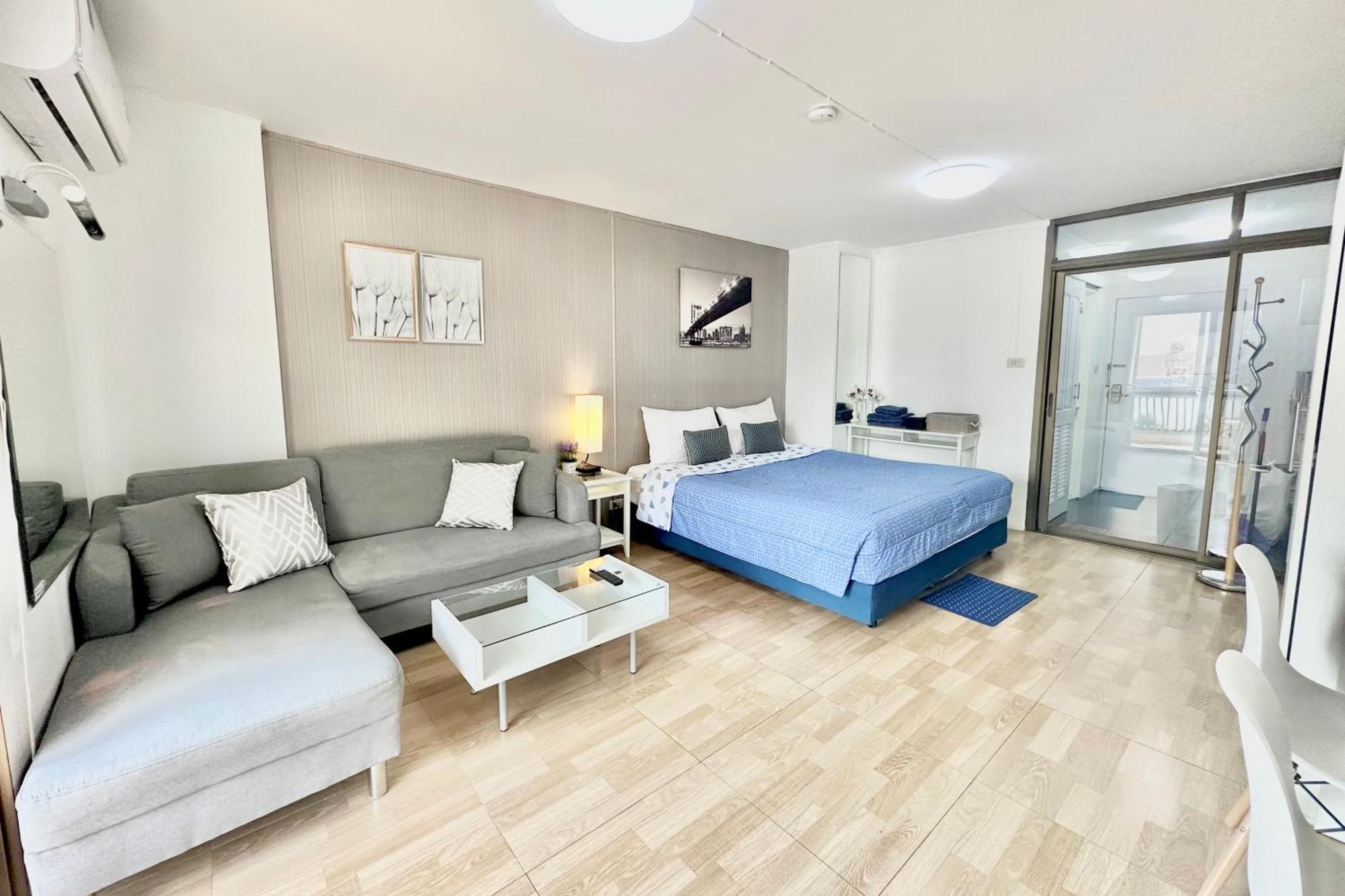 Cozy B At Nimman Studio Room In Condominium 치앙마이 외부 사진