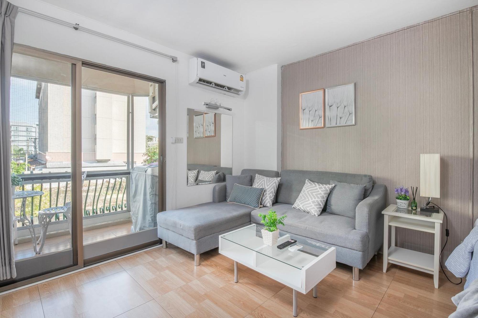 Cozy B At Nimman Studio Room In Condominium 치앙마이 외부 사진