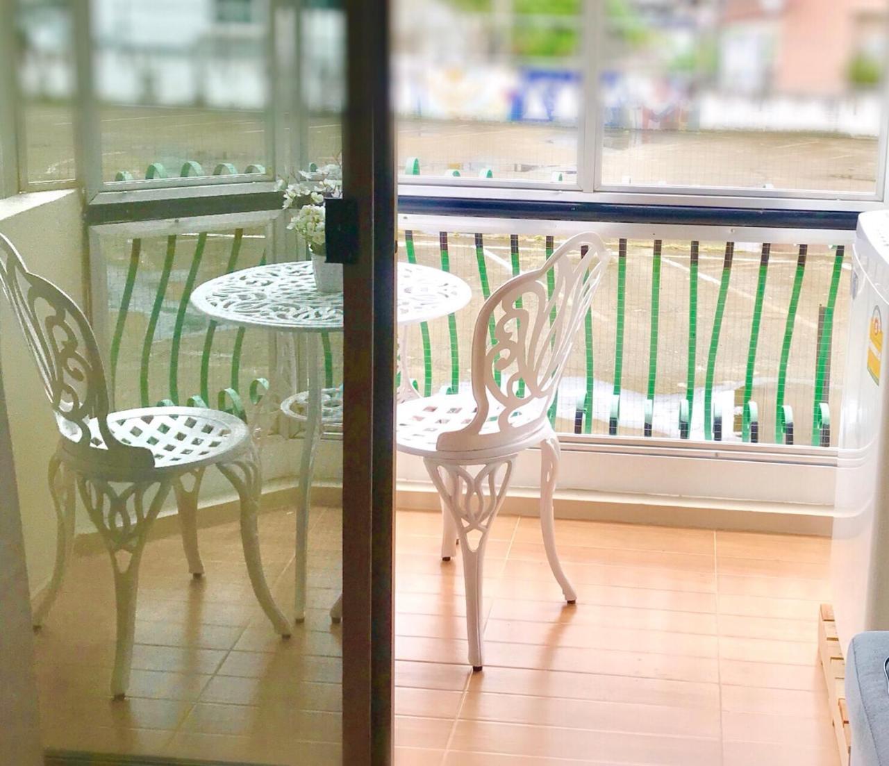 Cozy B At Nimman Studio Room In Condominium 치앙마이 외부 사진